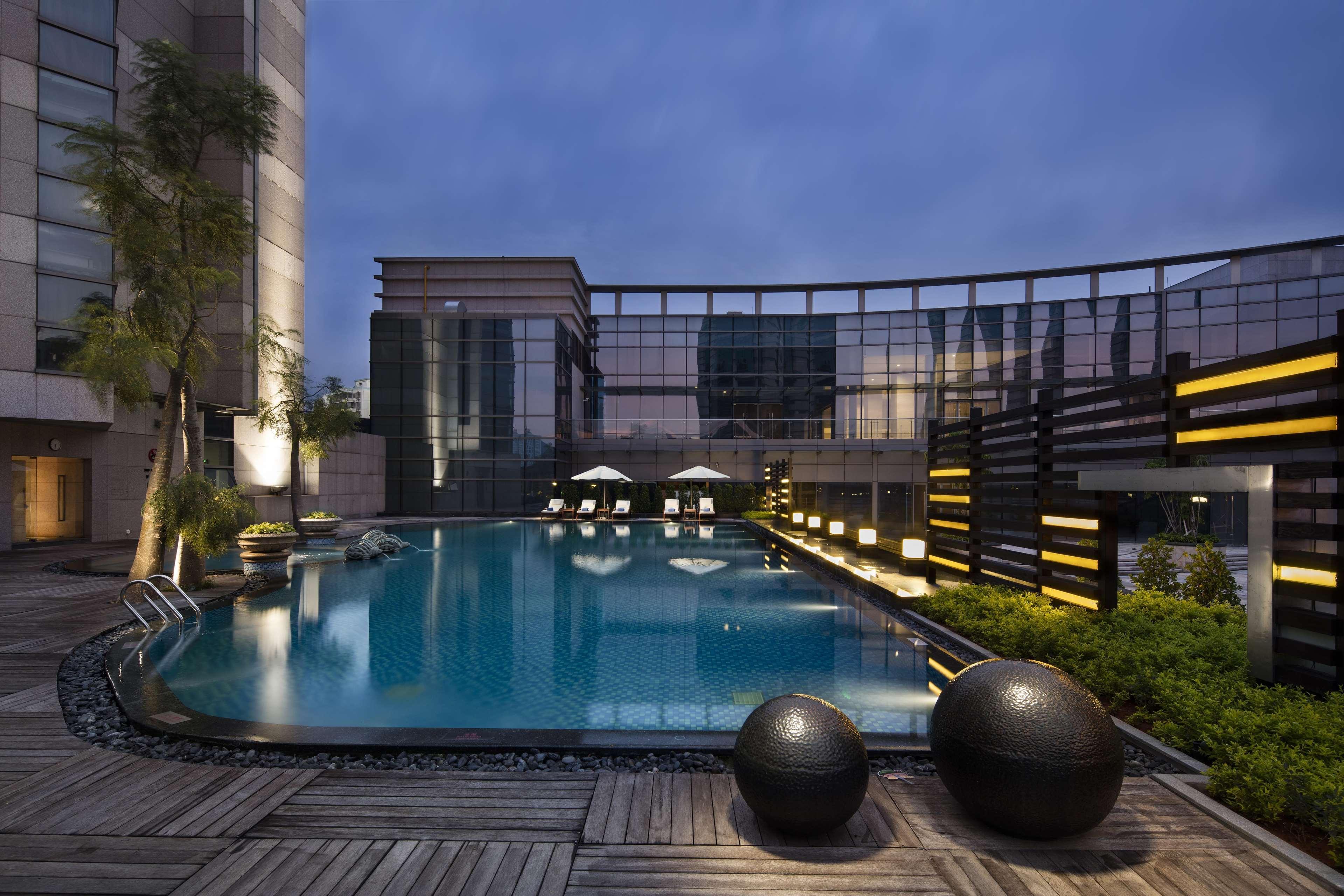 Hilton Xiamen Hotel Exterior photo